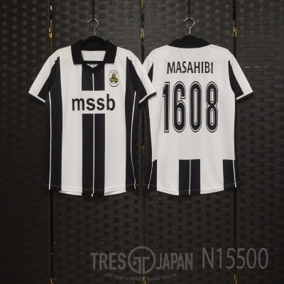 オリジナルユニフォームをフルオーダーしてみた 峰さん編 サッカー フットサルのユニフォームオーダー専門店 Tres Football