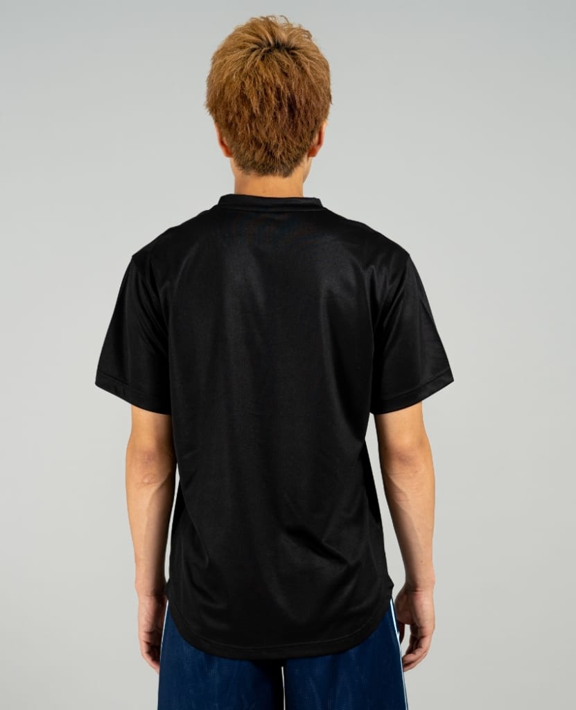 バスケットボール用イージードライシャツ Tシャツ画像　背面・男性モデル|トレスバスケットボール