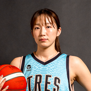 川井麻衣